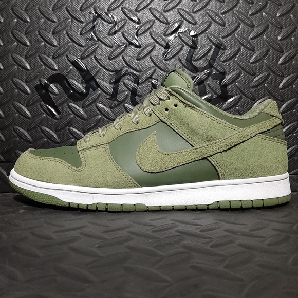 nike dunk low palm green
